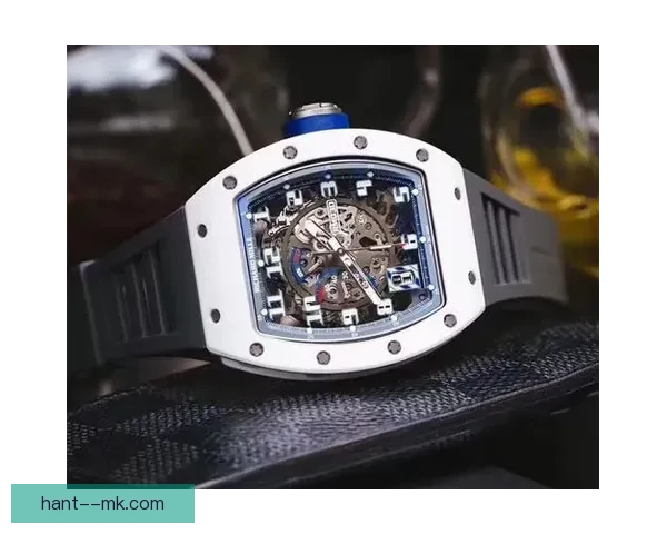 2026世界杯官方指定腕表合作伙伴重磅发布全球限量联名纪念腕表开启绿茵荣耀时刻 2026世界杯官方指定腕表合作伙伴重磅发布全球限量联名纪念腕表开启绿茵荣耀时刻