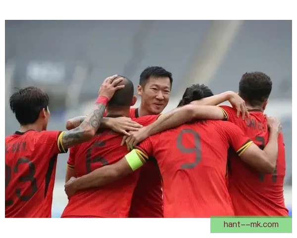 中国男足归化前锋阿兰关键进球点燃球迷热情助国足重拾胜利信心再